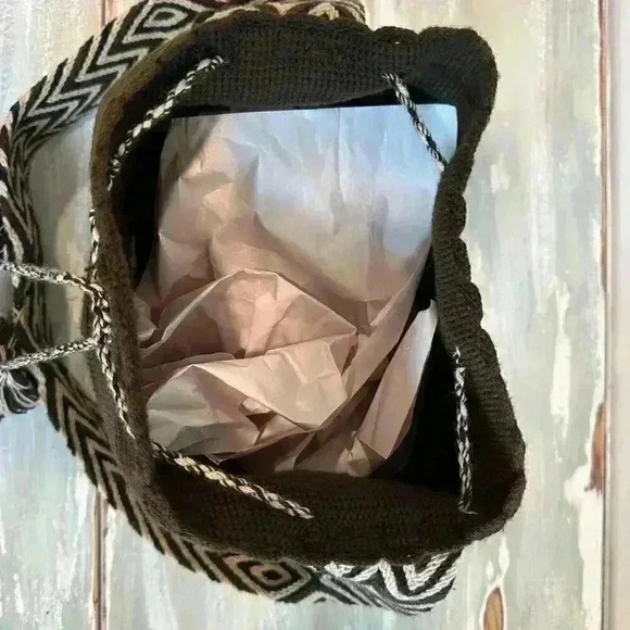 Kabche Design Woven Bag - Picture 8 of 9